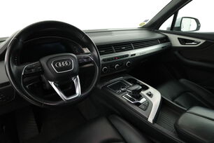 Intérieur côté conducteur 2