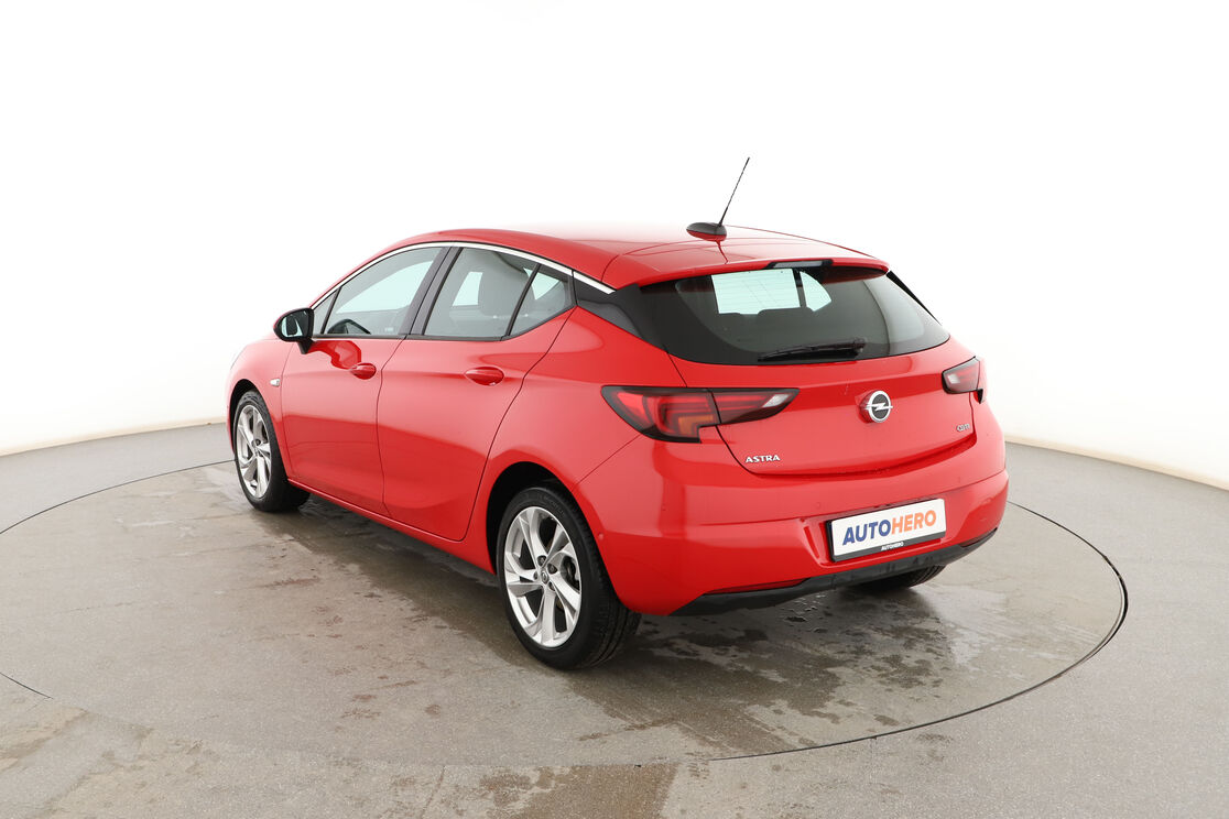 Exterior trasero izquierdo