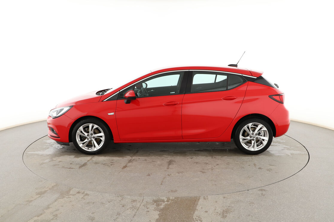 Exterior lado izquierdo