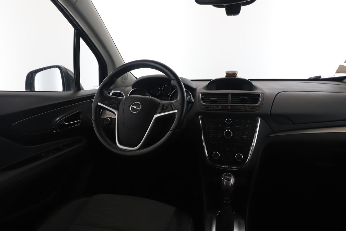 Intérieur côté conducteur depuis le siège arrière