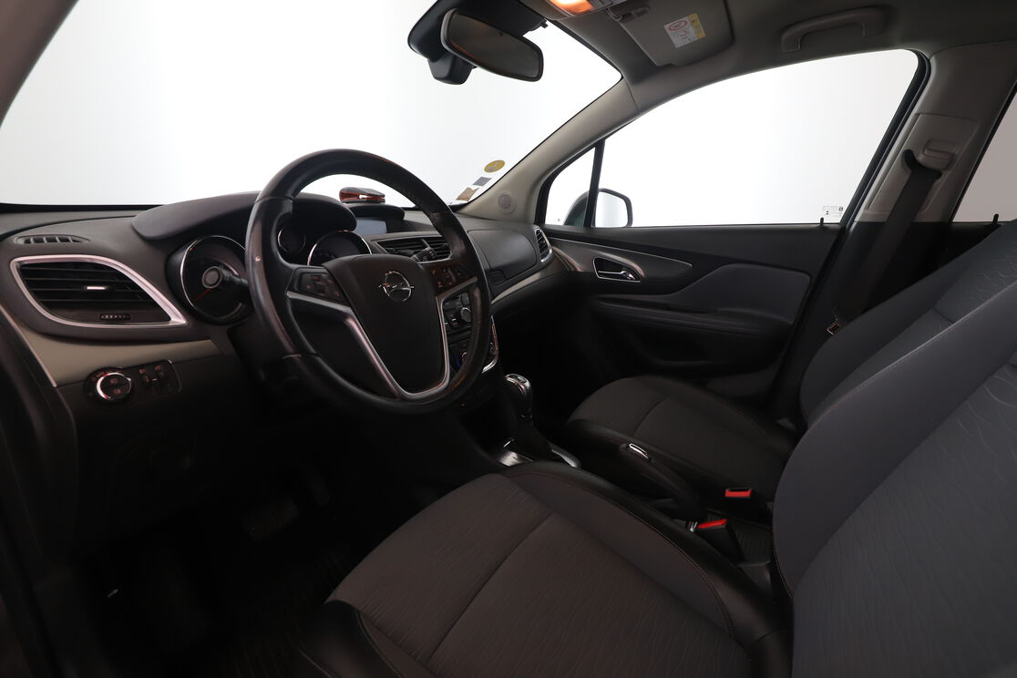 Intérieur côté conducteur 2