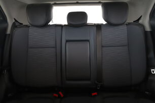 Intérieur sièges arrière depuis le côté conducteur