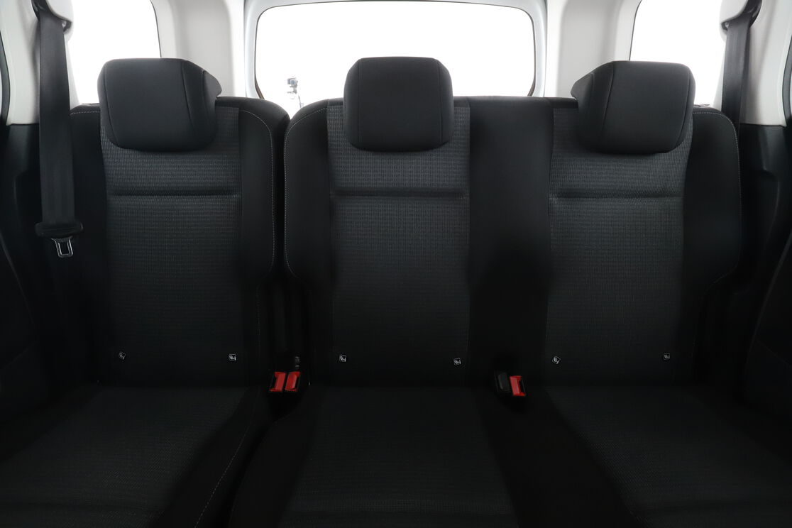 Interior asiento trasero