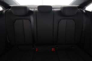 Intérieur sièges arrière depuis le côté conducteur