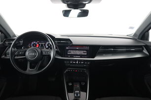 Intérieur côté conducteur 2