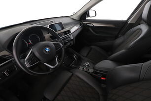 Intérieur côté conducteur 2