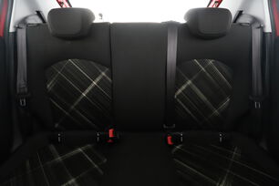 Interior asiento trasero