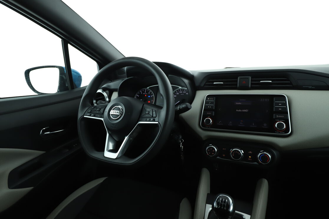 Intérieur sièges arrière depuis le côté conducteur