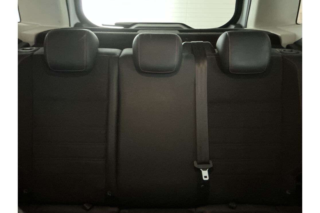 Interno sedili posteriori