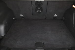 Intérieur coffre 1