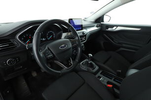 Intérieur côté conducteur 2