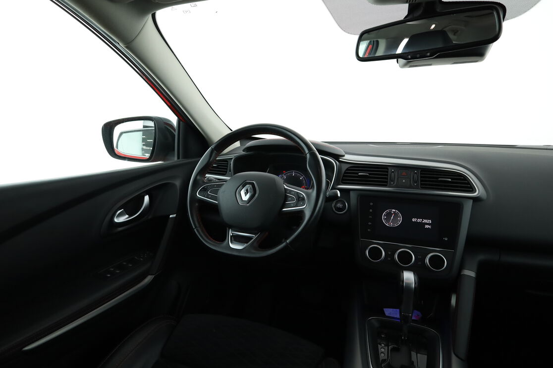Intérieur côté conducteur depuis le siège arrière