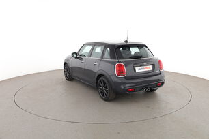 Extérieur arrière gauche