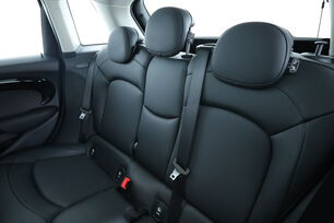 Intérieur sièges arrière depuis le côté conducteur