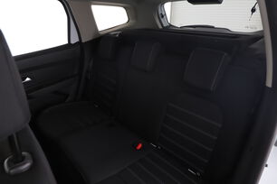 Intérieur sièges arrière depuis le côté conducteur