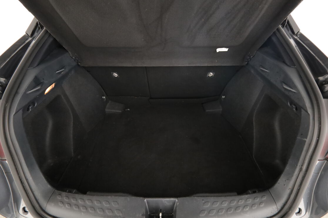 Intérieur coffre 2