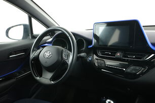 Intérieur côté conducteur depuis le siège arrière