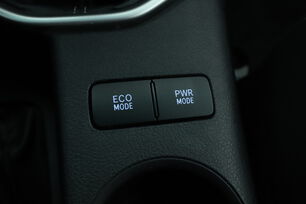 carDetails.imgAlt.interior.10