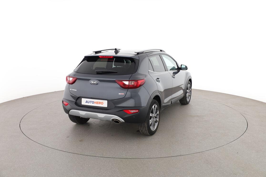 Extérieur arrière droit