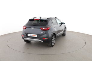 Extérieur arrière droit