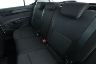 Innenraum Rücksitze Fahrerseite