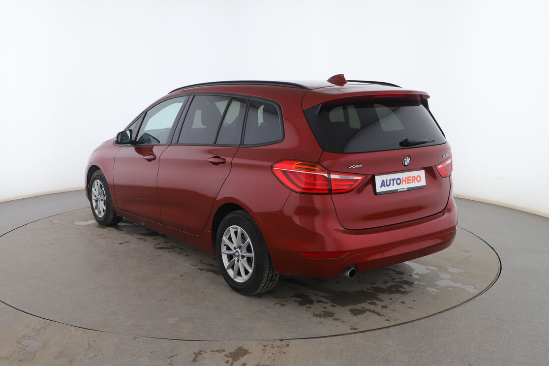 Exterior trasero izquierdo