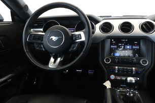 Intérieur côté conducteur depuis le siège arrière