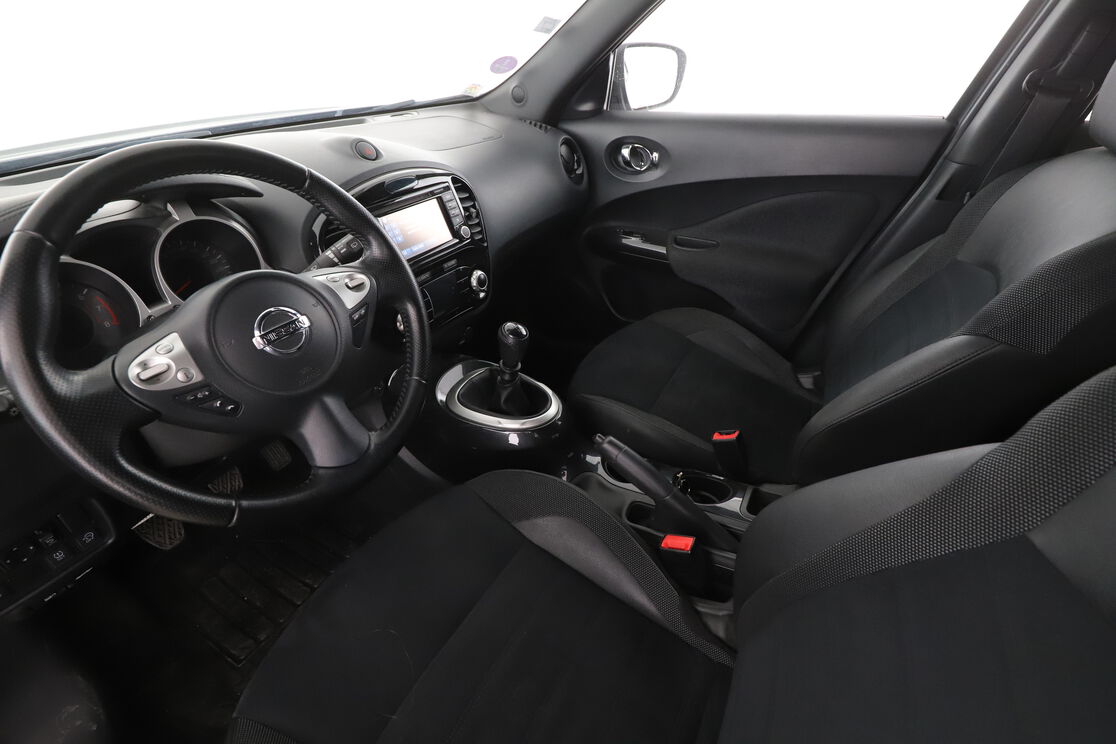 Intérieur côté conducteur 2