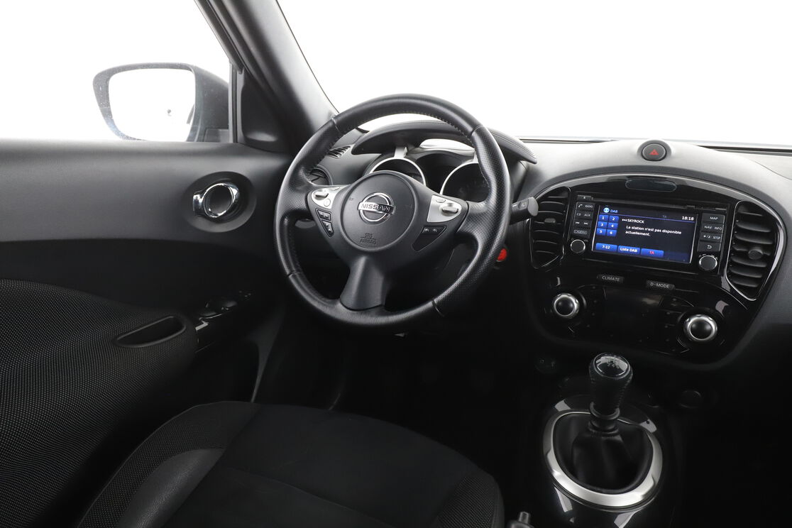 Intérieur côté conducteur depuis le siège arrière