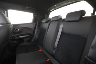 Intérieur sièges arrière depuis le côté conducteur