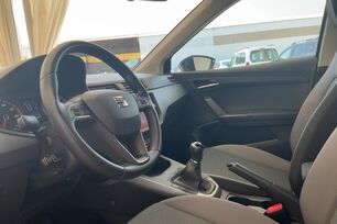 Interior lado del conductor lado 2