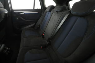 Innenraum Rücksitze Fahrerseite