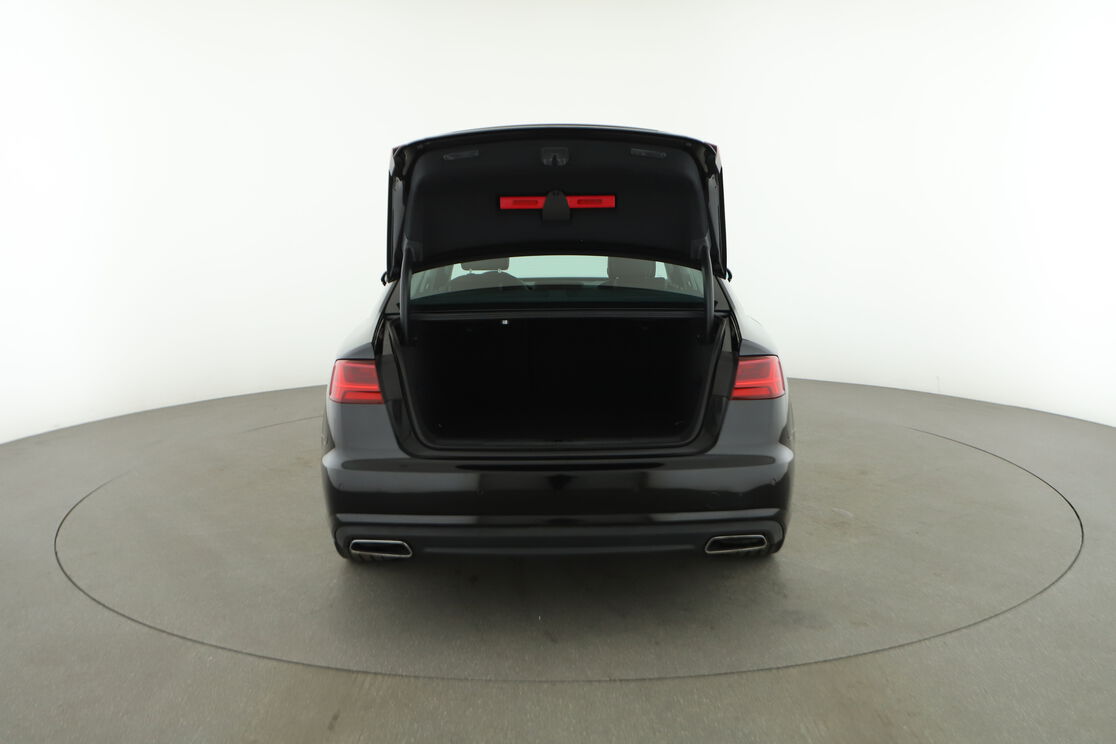 Interno bagagliaio 1