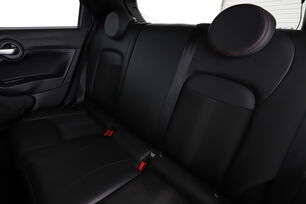 Interno sedili posteriori, dal lato guidatore