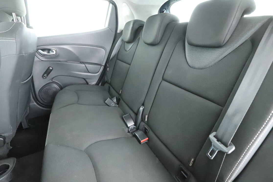 Intérieur sièges arrière depuis le côté conducteur