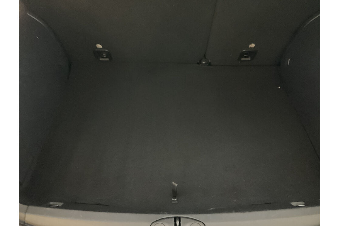 Interno bagagliaio 2
