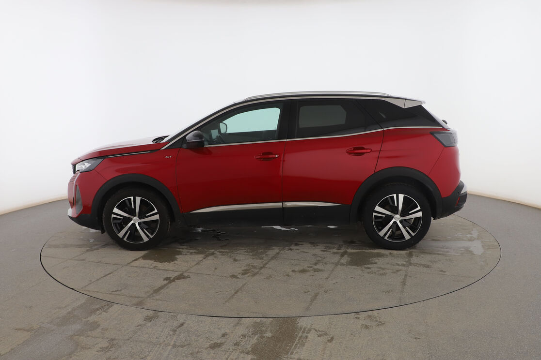 Exterior lado izquierdo