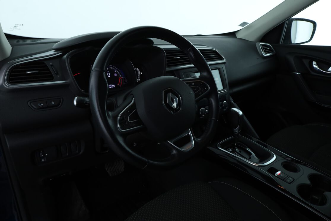 Intérieur côté conducteur 2