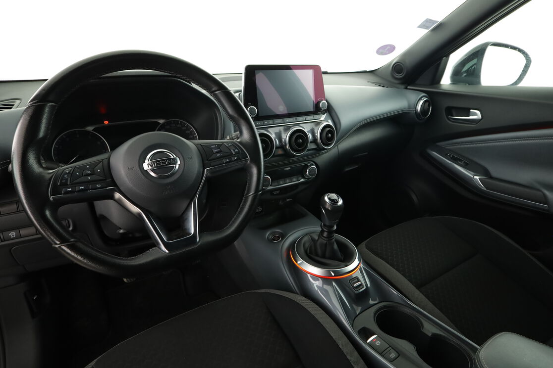 Intérieur côté conducteur 2