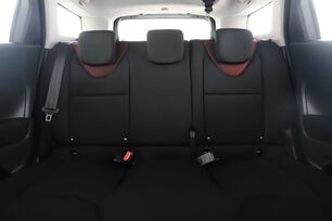 Interior asiento trasero