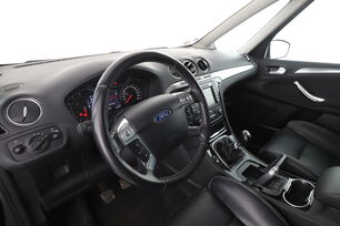 Intérieur côté conducteur 2