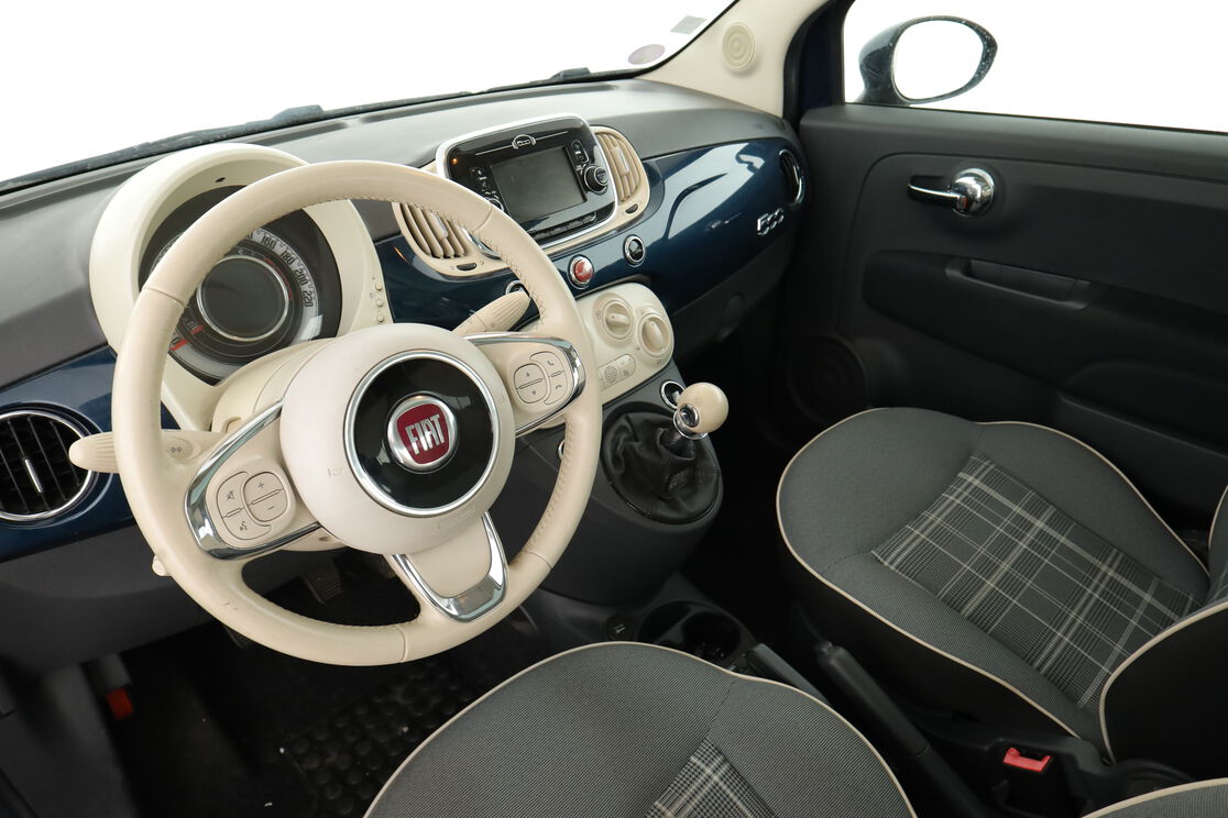 Intérieur côté conducteur 2