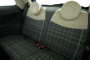 Intérieur sièges arrière depuis le côté conducteur
