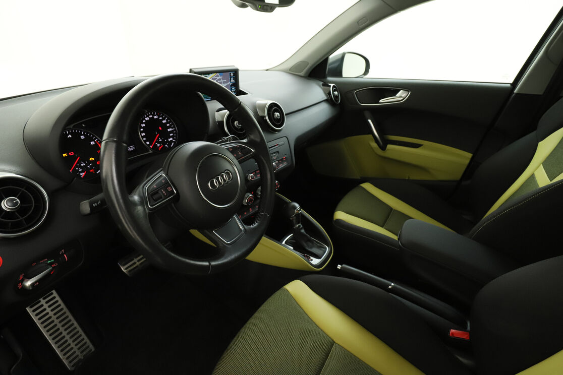 Interieur bestuurderszijde 2