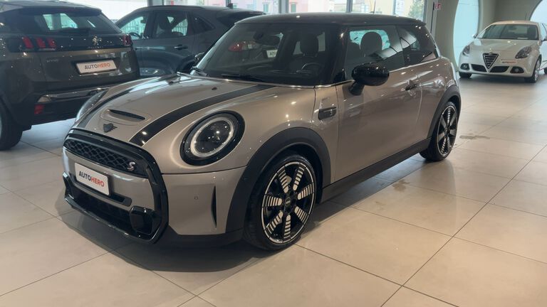 MINI MINI