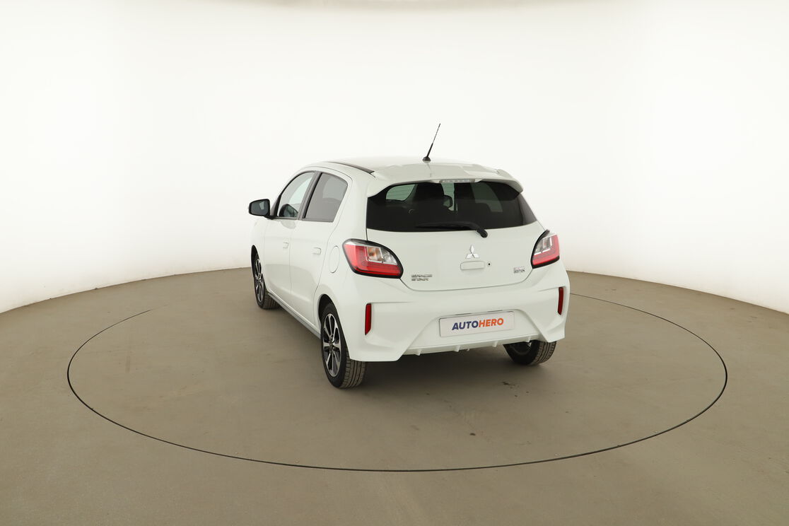 Extérieur arrière gauche