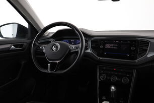 Intérieur côté conducteur depuis le siège arrière