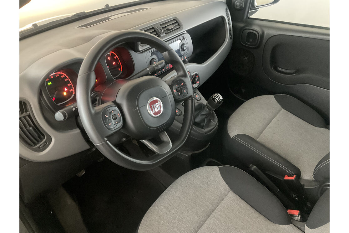 Interno lato guidatore 2