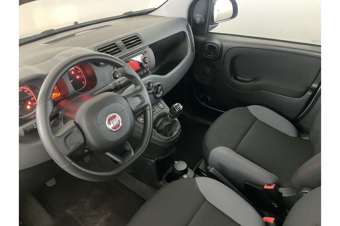 Interno lato guidatore 2