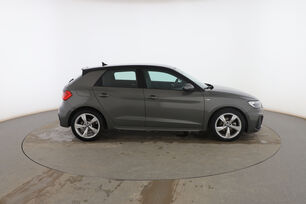 Exterior lado derecho